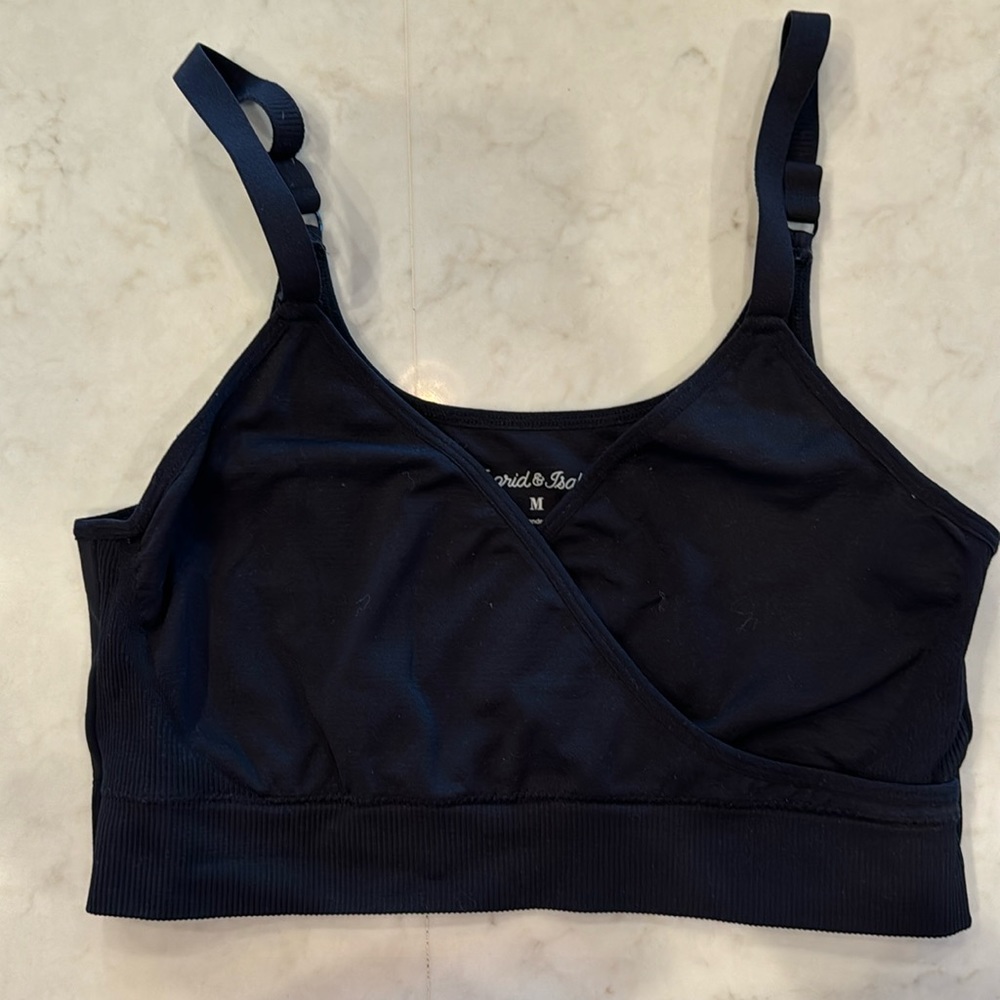 Ingrid & Isabel Cooling Crossover Nursing Bra - Medium - Black